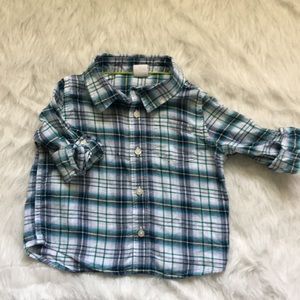 Baby Gap infant boy button down shirt 18-24 months